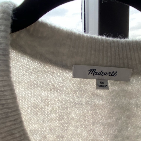 Madewell Bartlett V Neck Sweater - Light Grey - Picture 4 of 4